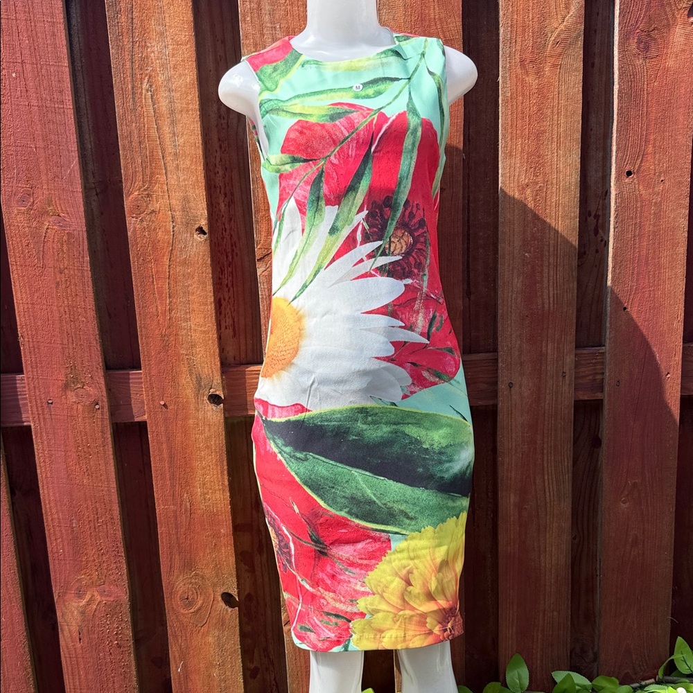 Floral Sleeveless Dress Size M - Picture 1 of 7